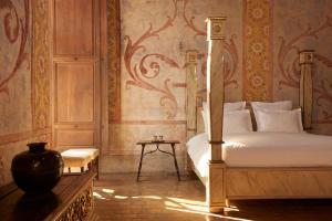 Hotels Chateau de Bagnols : photos des chambres