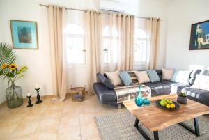 Caldera Sunset Villa