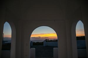 Caldera Sunset Villa Santorini Greece