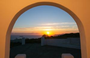 Caldera Sunset Villa Santorini Greece