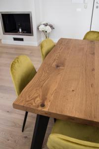 Vintage Home Como Lake