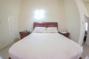 Hibiscus Villa @ DraxHall