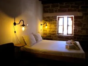 Saint Antonio Maroni - Тохни