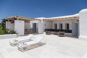 The Sand Collection Villas Paros Greece