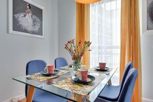 Wave Apartments - Deluxe Szafarnia Old Town