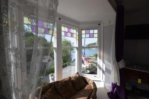 Newberry Beach lodge