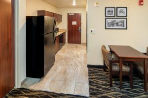 Cobblestone Inn & Suites Fairfield Bay