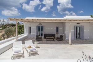 The Sand Collection Villas Paros Greece