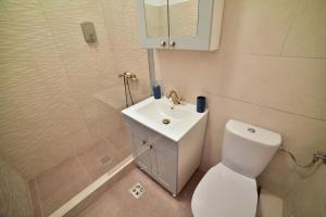 FLH - Best Location for Good Vibes - City Center