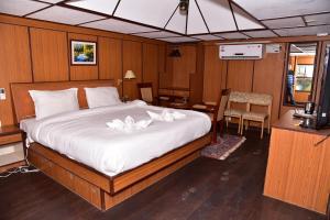 Snow King Retreat - The Heaven