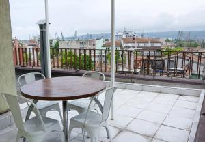 Private Maisonette w Terrace View Port Varna