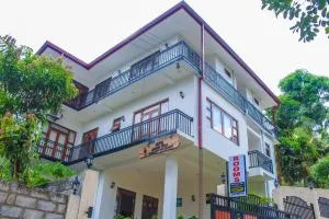 Hotel Digana - 迪加纳