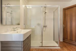 Ca Del Monastero 3 Collection Apartment for 4 Guests with Lift