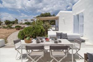 The Sand Collection Villas Paros Greece