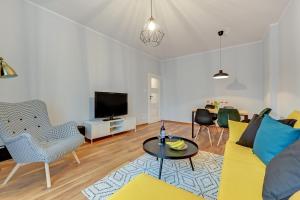Seaside Boulevard Top Location Apartment