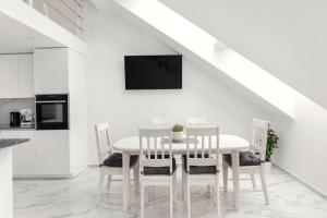 Luxurious Kaunas Basilica Apartment in Old Town by Urban Rent