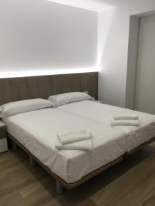 Casas Uva República Argentina, 18, Logroño