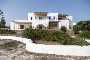 The Sand Collection Villas Paros Greece