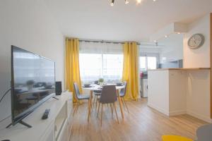 Appartements APPARTEMENT MODERNE A CAEN POUR 4 PERSONNES : photos des chambres