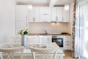 Luxury apartments Alkar with swimming pool