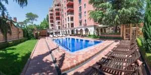 Superb 2-BDR Luxury Apt with POOL in Villa Mare by Flat Mаnager - Varna City