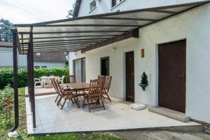 MyFlat Piroska Holiday Home