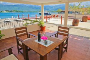 Apartment with Sea View room in Apartments Dubravcevic