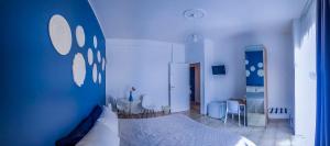 Dreibettzimmer mit Balkon
