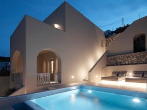 Star Infinity Suites Santorini Greece