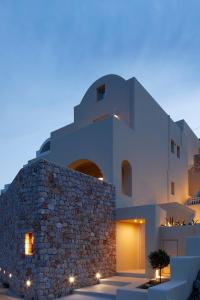 Star Infinity Suites Santorini Greece