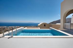 Star Infinity Suites Santorini Greece