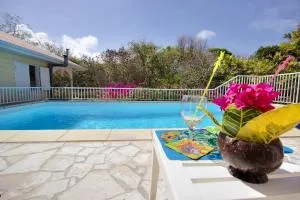 Villa Cattleya 4 chambres, villa avec piscine privée et grande terrasse couverte - 勒沃克兰