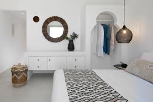 Star Infinity Suites Santorini Greece
