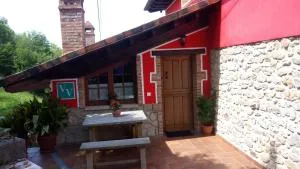 Casa La Pumarada - Mestas del Con