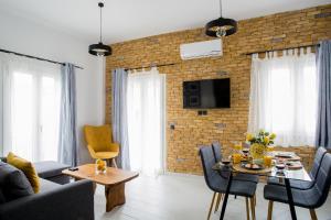 Deluxe Town Hall Square Flat in Historical Center 3