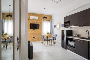 Deluxe Town Hall Square Flat in Historical Center 3