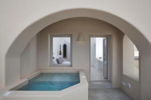 Star Infinity Suites Santorini Greece