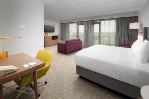 Crowne Plaza San Antonio Airport by IHG