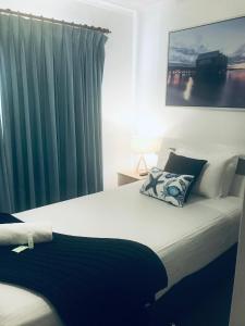 OCEAN BREEZE MOTEL