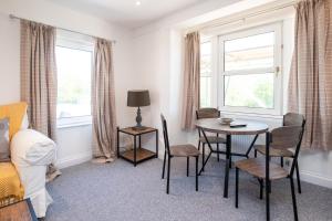 Elm - Three Tuns Apartments, Pettistree, Wickham Market - by Aldeburgh Coastal Cottages