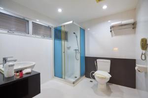 Phòng Loại Sang Giường Lớn (Deluxe King Room)