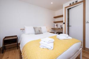 Weeping Willow - Three Tuns Apartments, Pettistree, Wickham Market - by Aldeburgh Coastal Cottages