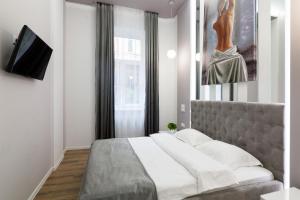 Royal Art-apartment on Skoryka 26