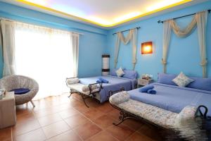 Phòng 4 Người Có Ban Công (Quadruple Room with Balcony)