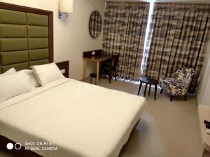 Krishna Palace Hotel