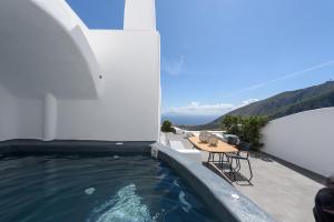 Adele Villa by Senses Collection Santorini Greece