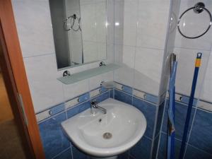 Sea Village Apartments