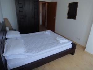 Sea Village Apartments