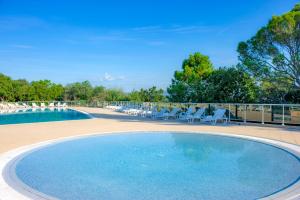 Complexes hoteliers VTF Le Castelet : photos des chambres