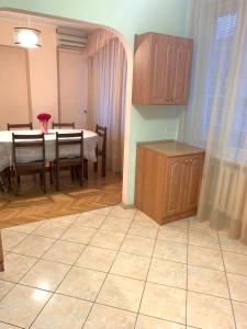 Центр Апартаменты Владимирская 5153